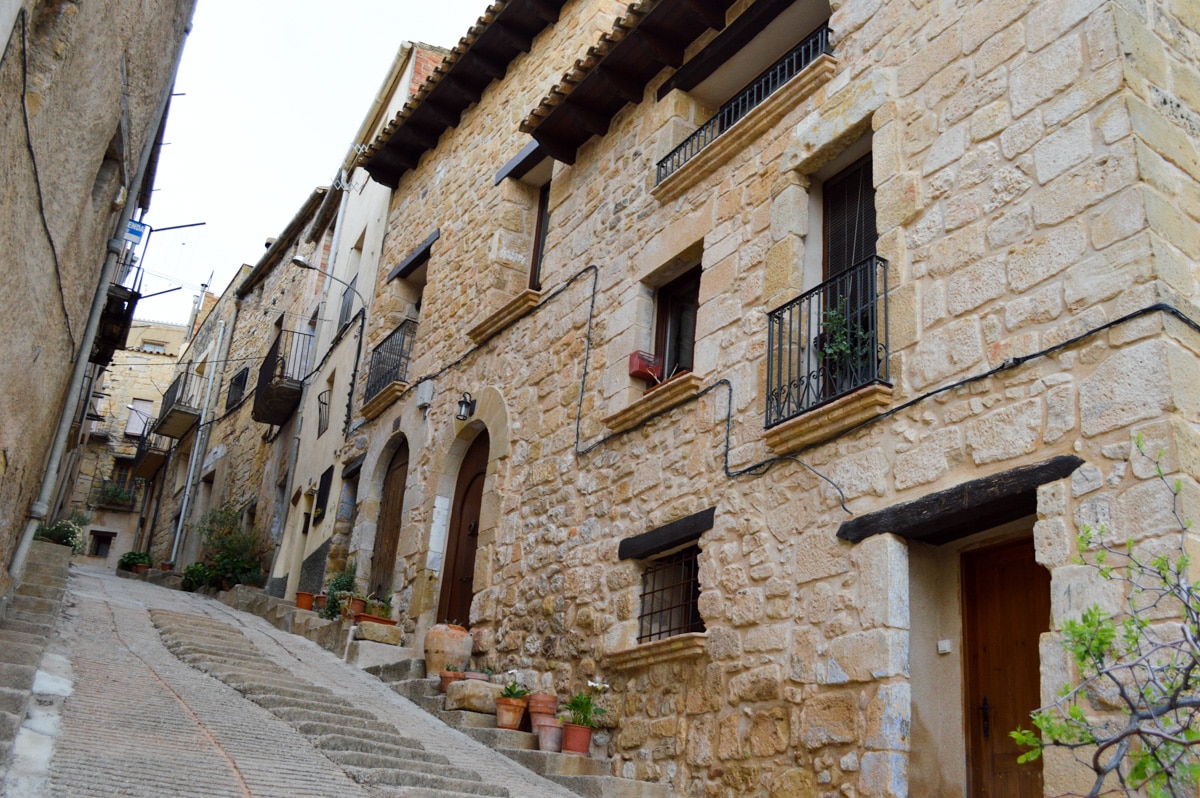 21 Photos that will make you want to move to a Spanish village. You have to see these!